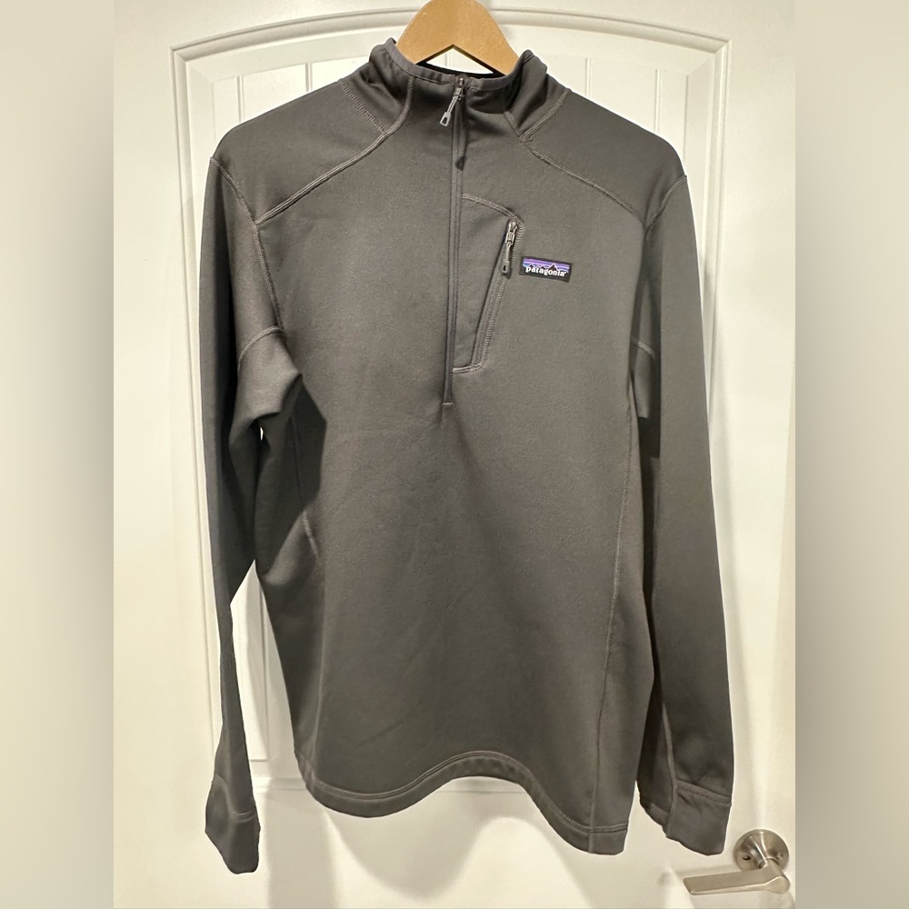 Patagonia Crosstrek Dark Gray Fleece 1/4 Zip Pullover - Men’s Medium - EUC